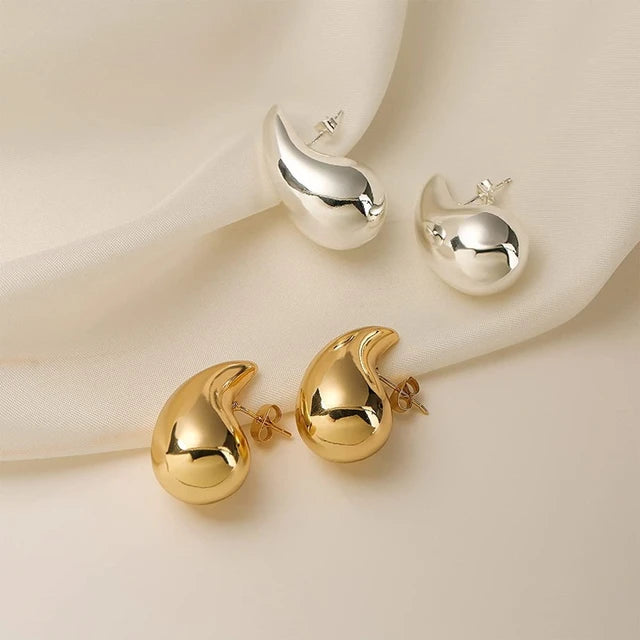 CHUNKY TEARDROP STUDS